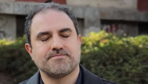ОВАЈ УСТАША СУТРА ДОЛАЗИ У ВРБАС: Блокадер Радивоје Јововић послао монструозну поруку поводом смрти генерала Ратка Младића