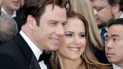 PRVA ŽENA MU UMRLA NA RUKAMA, KADA JE OSTAO BEZ MALOG SINA I DRUGE ŽENE, SRUŠIO MU SE SVET: Evo kako danas živi DŽon Travolta