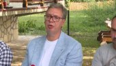 VUČIĆ ODGOVORIO ZAGREBU: Nismo mi nabavljali pancir haubice i kajove