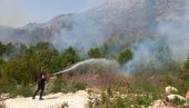 POŽARI I DALJE AKTIVNI ŠIROM REGIONA: Proglašena i vanredna situacija, vatrogasci na terenu celu noć i dan (FOTO/VIDEO)