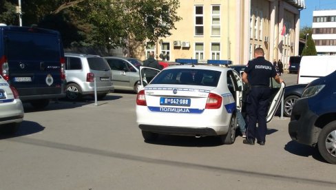 МУШКАРАЦ (65) УБОДЕН У НИШУ: Инцидент након неспоразума у саобраћају