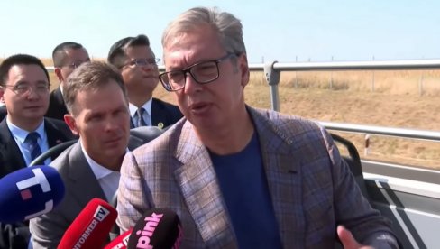 „AKO NEKO MOŽE DA GOVORI O PRINCIPIMA, TO JE SRBIJA!“ Vučić raskrinkao dvostruke aršine na primeru Mladića i Delića