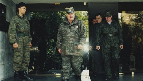 RATKO MLADIĆ UVEK LJUDE STAVLJAO NA PRVO MESTO: Da su on i predsednik Karadžić bili u Dejtonu, mapa Srpske bi izgledala drugačije...