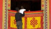 DAN ŽALOSTI U NEPALU ZBOG POGINULIH U POPLAVAMA: I dalje se 5.000 ljudi vodi kao nestalo