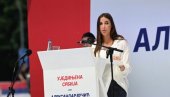 MOŽEŠ DA MISLIŠ, ALI SAMO KAO ONI: Nina na udaru blokaderske politike zastrašivanja (VIDEO)