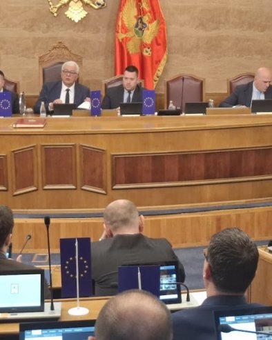 OPLJAČKANO VRATITI DRŽAVI: Skupština Crne Gore usvojila ustavne izmene i Zakon o oduzimanju imovine stečene kriminalom