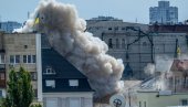 POJAVILI SE SNIMCI RUSKOG UDARA: Gori zgrada SBU u Kijevu (VIDEO)