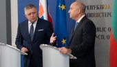 НОВИ ФРОНТ ПРОТИВ БРИСЕЛА Фицо и Радев поручили: Санкције нису донеле мир – дипломатија једино решење за Украјину