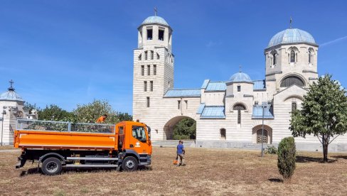 OVDE ĆE POČETI ISPRAĆAJ RATKA MLADIĆA: Novosti kod Crkve svetog Luke na Vidikovcu, u kojoj će biti izloženo telo srpskog generala (FOTO)