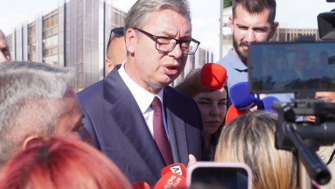 SNAŽENJEM SUPERKOMPJUTERA BIĆEMO UBEDLJIVO NAJJAČI U REGIONU Vučić: Imam velike ideje ali nam je za to potrebna velika promena u energetici
