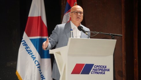 ŠEF NAPREDNJAKA Vučević: SNS na izbore izlazi s konkretnim rezultatima, ciljevima i 40% novih kandidata