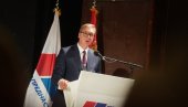 ПРАВИ ПОНОС ДРЖАВЕ: Грађани честитали Вучићу на свему што је урадио за Србију