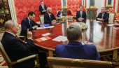 ТРИ САТА ДИПЛОМАТИЈЕ ИЗА ЗАТВОРЕНИХ ВРАТА: Шта доноси састанак Путина, Виткофа и Кушнера