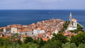 OVAJ GRAD JE MALA VENECIJA NA JADRANU: Nema kanala ni gondola, ali ulice izgledaju kao da ste stigli u Italiju