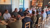 ВУЧИЋ: Данас разговарам са пријатељима из Аустрије и Немачке о наставку напретка Србије