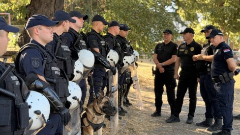 DIREKTOR POLICIJE NA MARAKANI: Obilazak pripadnika MUP angažovanih na obezbeđenju 180. derbija