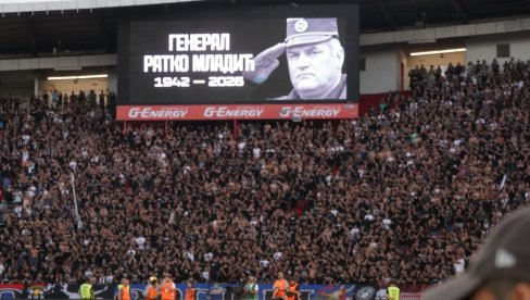 ORI SE RATKO MLADIĆ, RATKO MLADIĆ: Delije i Šumari zajedno skandiraju generalu (VIDEO)