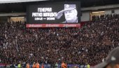 ORI SE RATKO MLADIĆ, RATKO MLADIĆ: Delije i Šumari zajedno skandiraju generalu (VIDEO)