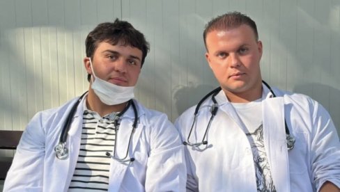 BRAĆA BLIZANCI LEČE VRANJANCE: Ognjen i Martin Stevanović diplomirali medicinu prošle godine i istog dana se zaposlili u rodnom gradu