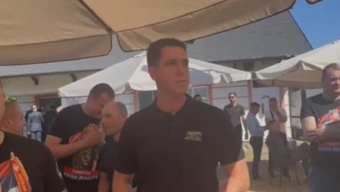 DANILO VUČIĆ NA SAHRANI RATKA MLADIĆA: Stao uz svoj narod i došao da oda počast