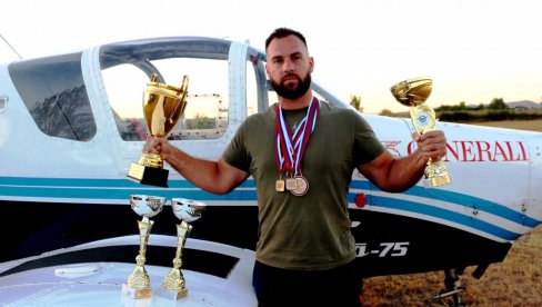 NIKOLA PONOVO DRŽAVNI PRVAK: Naumović odbranio titulu u preciznom letenju (FOTO)