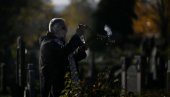 ШТА ТРЕБА ДА УРАДИТЕ СА ПЕШКИРОМ КОЈИ ДОБИЈЕТЕ НА САХРАНИ: Свештеник открио да ли је истина да привлачи несрећу