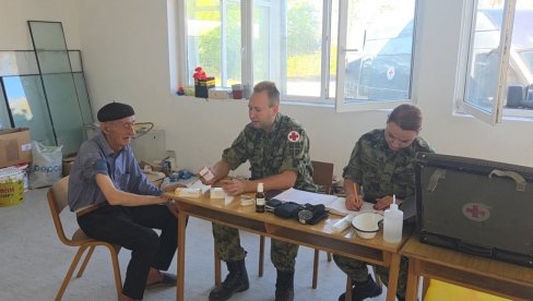 VOJNI LEKAR NA SELU: Preventivni pregledi i kućne posete slabopokretnim u Malom Trnovcu