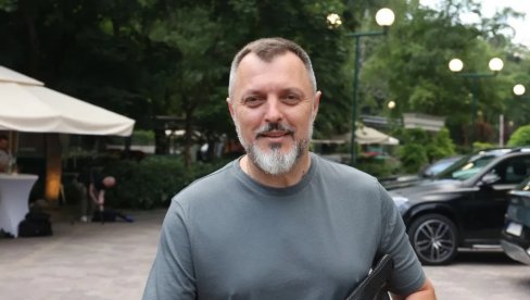 JAVNO JE SVE SAOPŠTIO: Nenad Manojlović posle 10 godina napustio Grand (FOTO)