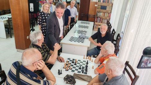 DRUŽENJE SA PENZIONERIMA: Podrška od države i grada Vranja