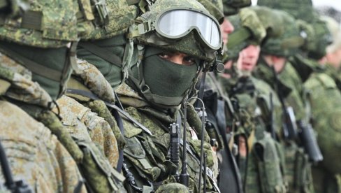 RUSI GA TRAŽE ZBOG POMOĆI UKRAJINI, ON VEĆ NAPISAO TESTAMENT: Živi potpuno izolovan, na tajnim lokacijama pod stalnim obezbeđenjem (FOTO)