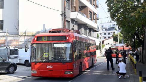 SA PETOG SPRATA  PAO NA TROLU, PRAVO U - SMRT: Detalji stravične nesreće i pogibije radnika u Beogradu (FOTO)