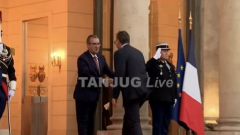 NOVE PRILIKE ZA SRBIJU I NAŠE LJUDE Vučić podelio moćan snimak iz Jelisejske palate (VIDEO)