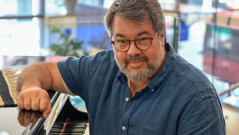 I PESMA I TIŠINA KADRU DAJU SNAGU: Intervju - Holivudski supervizor Tomas Golubić za Novosti o moći muzike u filmu i serijama