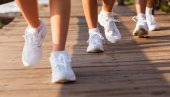 KOJE PATIKE NE TREBA DA PERETE U VEŠ MAŠINI: Mogu izgubiti oblik i potpuno promeniti izgled