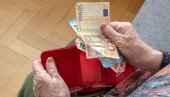 SAV NOVAC DRŽAVNE POMOĆI ISPLAĆEN BANKAMA I POŠTI: Evo kad ga penzioneri mogu očekivati na svojim računima
