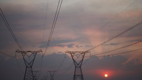 KADA ĆE PONOVO NESTATI STRUJA? Ovo nije priča o siromašnoj državi bez energenata