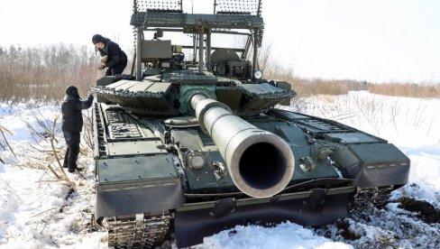 RUSKI TENKOVI BRZI, I GOTOVO NEZAUSTAVLJIVI: Ovako se modernizuje Putinova ubojita mašinerija, Zelenski u velikom problemu (FOTO/VIDEO)