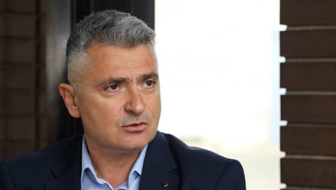NASRTAO NA ŽENE I GAĐAO IH DELOVIMA KOMPJUTERA: Prvi na tzv. studentskoj listi bi nasiljem rešavao sve, zar im je to bolja Srbija?