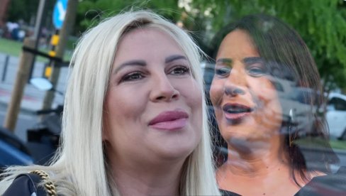 Udala se Dea, a kuma je poznata političarka SNS (FOTO)