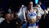 SARA ĆIRKOVIĆ UBEDLJIVA U OSMINI FINALA: Srpkinja na pobedu od medalje!