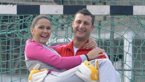 Porodila se Silvija Nedeljković, blizanci stigli posle 17 godina borbe
