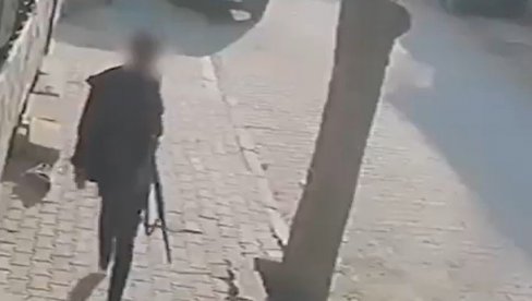 PRVI SNIMAK NAPADAČA IZ TURSKE: Nadzorne kamere zabeležile jeziv trenutak (VIDEO)