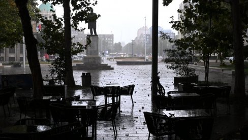 HITNO OGLAŠAVANJE RHMZ! Stiže VREMENSKI HAOS: Oluje i pljuskovi sa grmljavinom SRAVNIĆE TEMPERATURU do kraja nedelje!