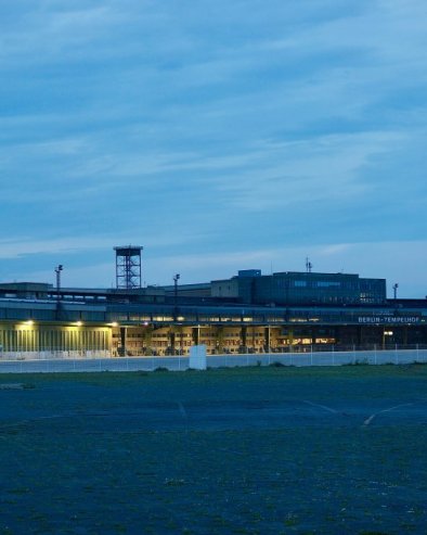 AERODROM U BERLINU ZATVOREN NA 45 MINUTA: Izdato hitno upozorenje