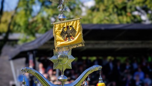 ПАРЕ ИЗ АМЕРИКЕ МАЊЕ У БИЗНИС, ВИШЕ У ПАЗАР: Америчке компаније штеде на инвестиција у Немачку, али купују њене фирме