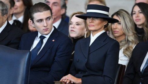 SVE JE MANJE VREMENA ZA PORODICU: Melanija priznala da ne provodi vreme sa sinom - ovo je istina o njihovom odnosu