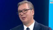 VUČIĆ U KAMPANJI KAO OBIČAN GRAĐANIN: Ja vozim škodu, na kamiončetu ću da držim obraćanje ljudima