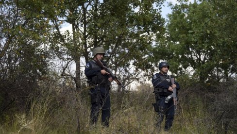 NOVA HAJKA NA SRBE NA SEVERU: Hapšenje u Drenu zbog tri puške, Srbin pušten ali ga i dalje gone