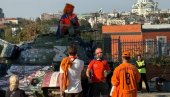 Holanđane oduševio jedan detalj na Marakani: Pogledajte gde su se fotografisali pred meč sa Srbijom (FOTO)