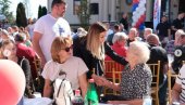 БОРИМО СЕ ДА САЧУВАМО ОНО ШТО ЈЕ АЛЕКСАНДАР ВУЧИЋ ГРАДИО: Адријана Месаровић у посети Српској Црњи